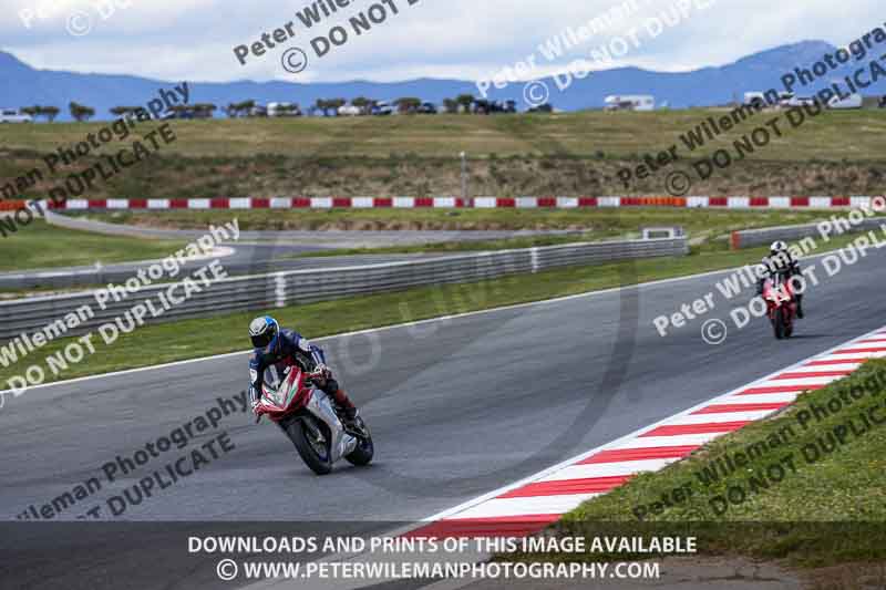 cadwell no limits trackday;cadwell park;cadwell park photographs;cadwell trackday photographs;enduro digital images;event digital images;eventdigitalimages;navarra;no limits trackdays;peter wileman photography;racing digital images;trackday digital images;trackday photos